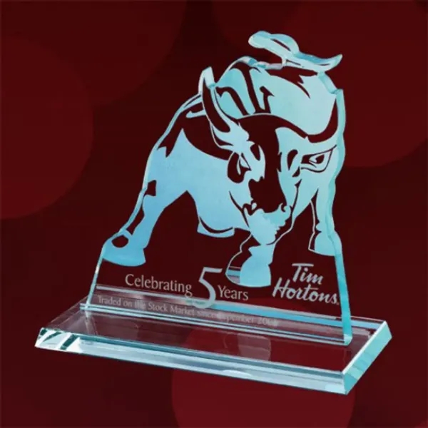 Jade glass 5 1/2" bull sculpture.... from ASI 84592 St Regis Group / Prestige Glass