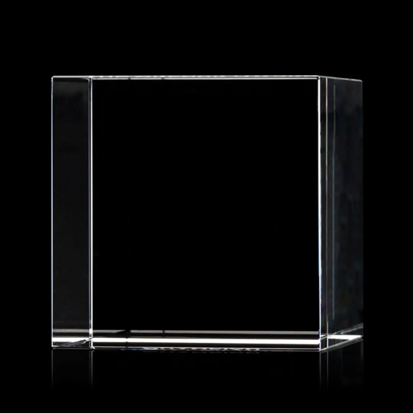 The Granby is a lovely, 3D highly polished cube in pure... from ASI 84592 St Regis Group / St Regis