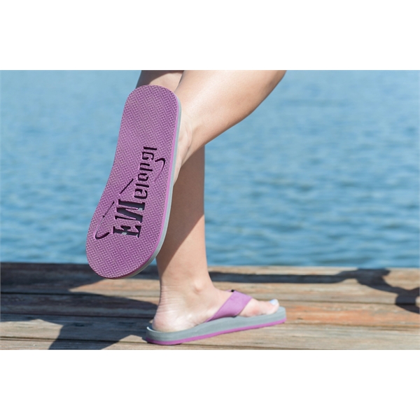 Flip flops with 3-layer 18mm EVA sole with arch support, fabric... from ASI 73520 Neet Feet / Neet Feet