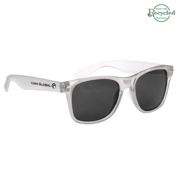 Sunglasses made of polycarbonate material. UV400 lenses provide 100% UVA and... from ASI 61125 Hit Promotional Products / Hit®