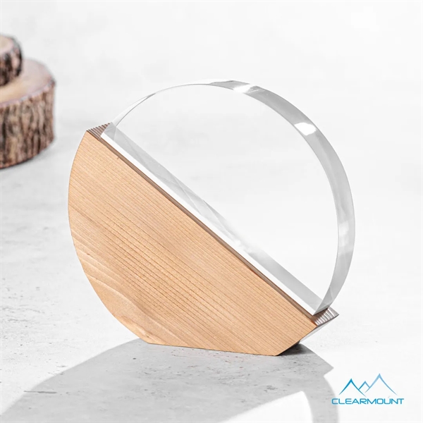 The Soleil Award boasts a circular shape with a half section... from ASI 84592 St Regis Group / Clearmount