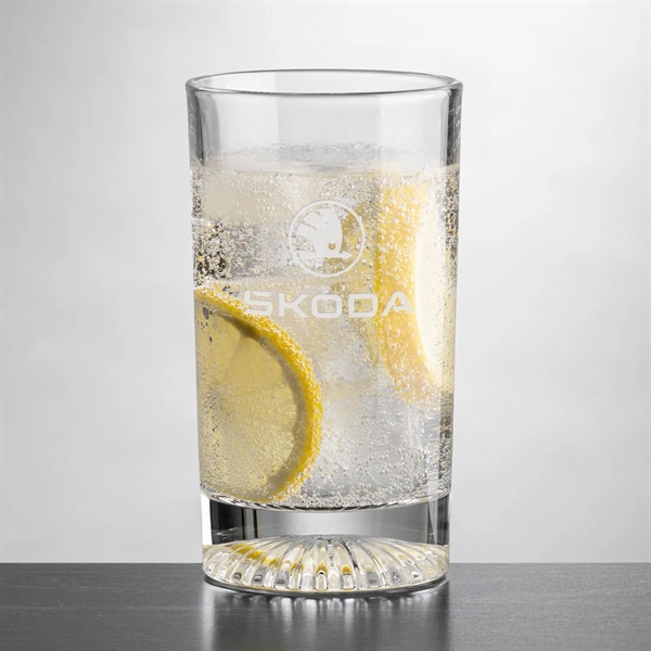 The stunning bowed seashell design located in the thick sham base... from ASI 84592 St Regis Group