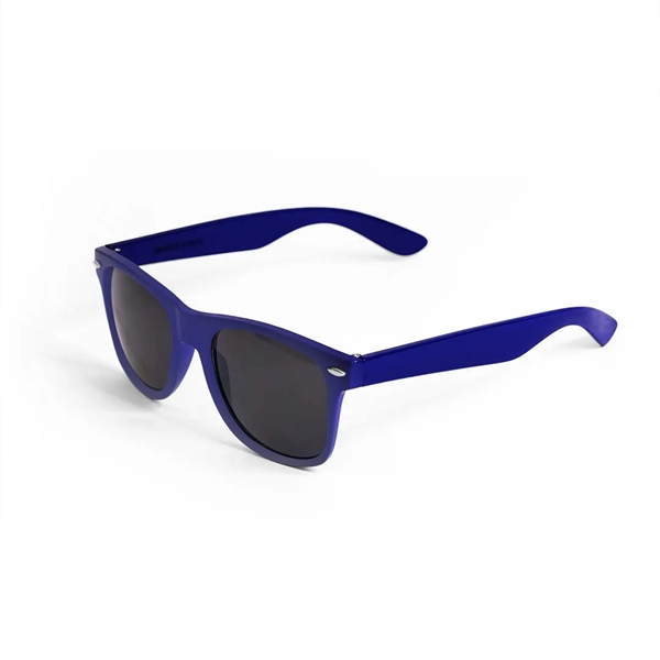 2" x 6" x 6" polycarbonate sunglasses in assorted colors.... from ASI 30250 AZX Sport USA