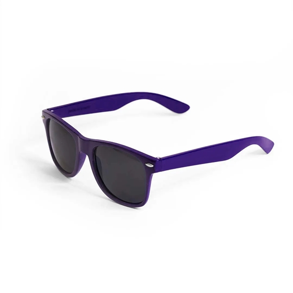 2" x 6" x 6" polycarbonate sunglasses in assorted colors.... from ASI 30250 AZX Sport USA