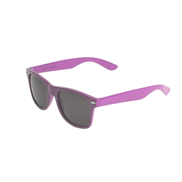2" x 6" x 6" polycarbonate sunglasses in assorted colors.... from ASI 30250 AZX Sport USA