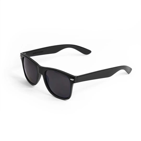 2" x 6" x 6" polycarbonate sunglasses in assorted colors.... from ASI 30250 AZX Sport USA