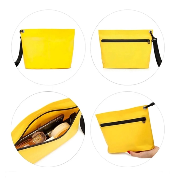 Waterproof travel pouch bag plus 1 color silkscreen imprint on 1... from ASI 37218 Athena Promo (tm)