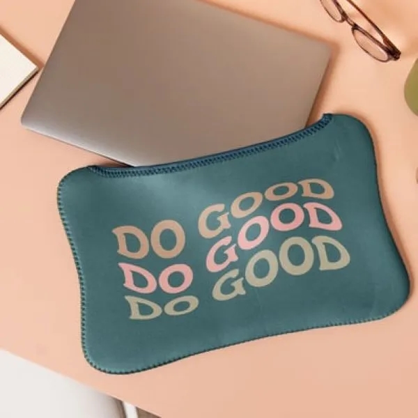 Sleeve for MacBook 15" and similar-size laptop computers. Customizable colored stitching... from ASI 74710 Numo