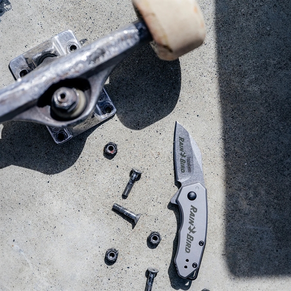 Kershaw pocket knife with a small size but high performance. Comes... from ASI 46170 Compass Industries Inc