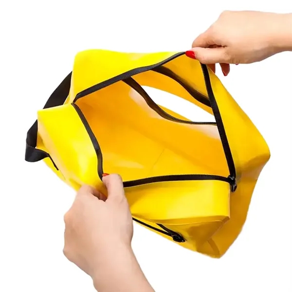 Waterproof zipper travel bag plus 1 color silkscreen imprint on 1... from ASI 37218 Athena Promo (tm)