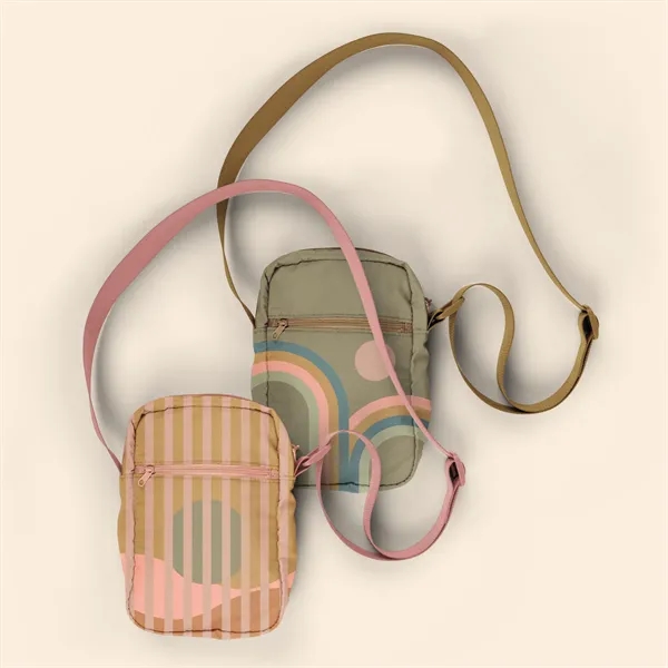 All the greatness of the Landscape Crossbody, streamlined into a vertical... from ASI 74710 Numo