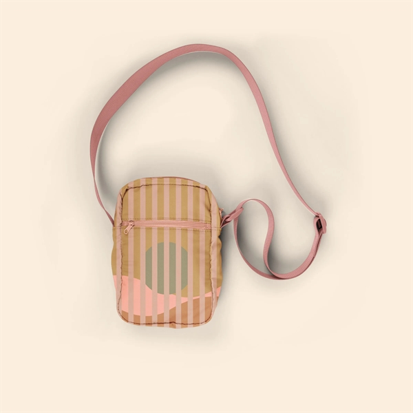 All the greatness of the Landscape Crossbody, streamlined into a vertical... from ASI 74710 Numo