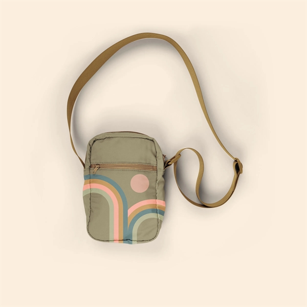 All the greatness of the Landscape Crossbody, streamlined into a vertical... from ASI 74710 Numo