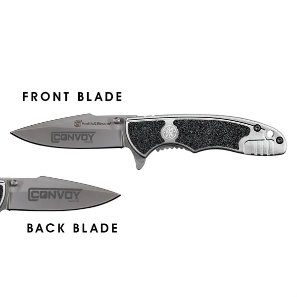 Smith & Wesson folding knife. Classic look, with an easy finger... from ASI 46170 Compass Industries Inc