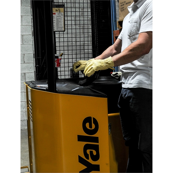 Premium grain cowhide leather gloves with water repellent leather.... from ASI 62192 Illinois Glove Co / Honest Abe®