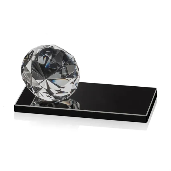 Our optical crystal diamond is hand-faceted with the traditional solitaire pattern... from ASI 84592 St Regis Group / St Regis