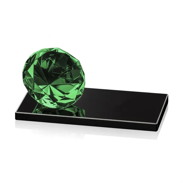 Our optical crystal gemstone is hand-faceted with the traditional solitaire pattern... from ASI 84592 St Regis Group / St Regis