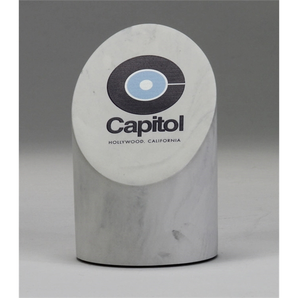 Elliptical desk award has a sheared face giving the perfect viewing... from ASI 89860 StoneyCreek / StoneyCreek®