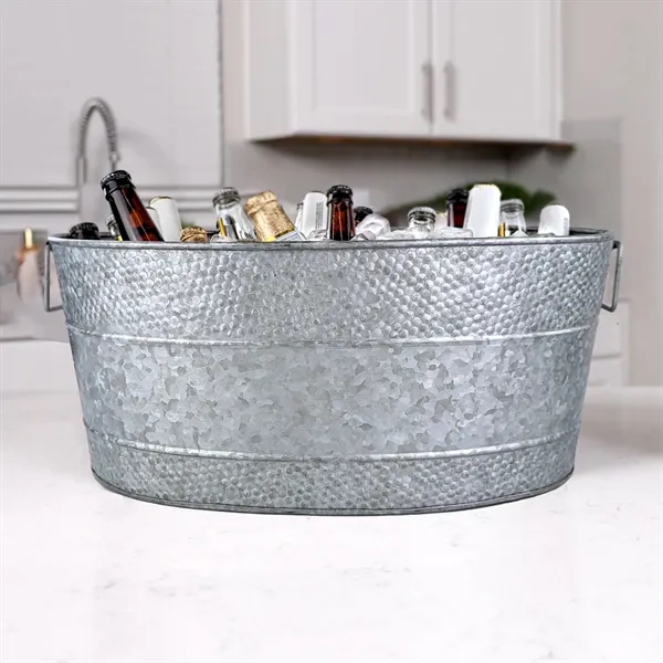 Galvanized metal beverage tub with large 25qt size.  Sturdy construction... from ASI 39839 BrekX