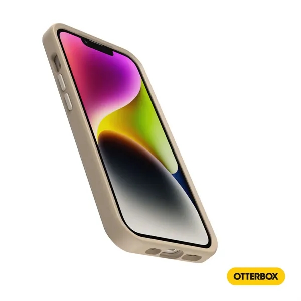 This trendy iPhone 14 case shows off iPhone’s sleek design and... from ASI 84592 St Regis Group