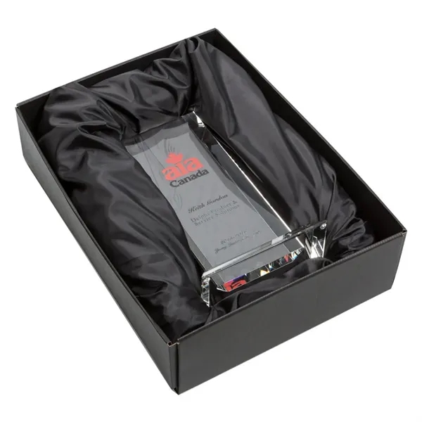 The Dalton takes the classic crystal award and adds a contemporary... from ASI 84592 St Regis Group / St Regis