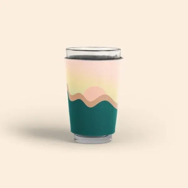 This simple tapered scuba foam sleeve fits our standard 16oz. Pint... from ASI 74710 Numo