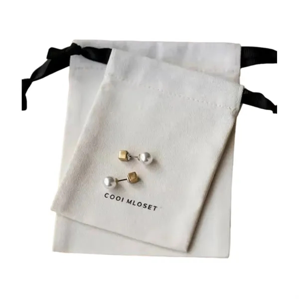 Cotton drawstring pouch plus 1c1p silkscreen imprint plus standard shipping to... from ASI 37218 Athena Promo (tm)