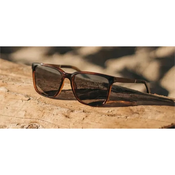 Oversized eco-friendly eyewear for wider faces, with polarized lenses, wood inlays,... from ASI 72657 Active Life Promo / Active Life Ingrain
