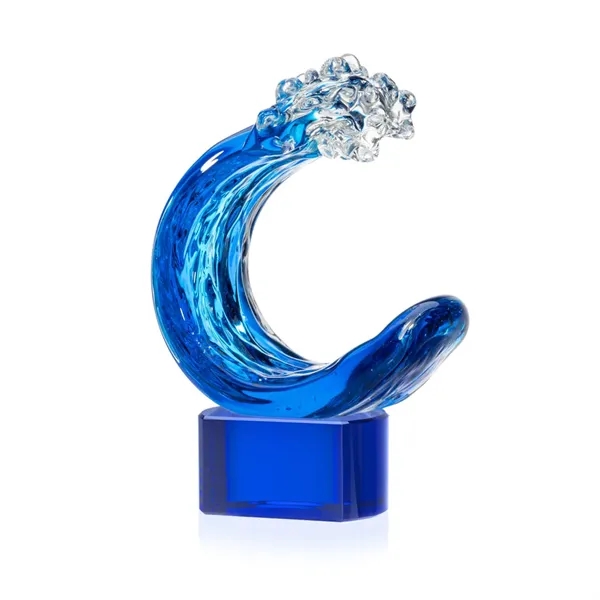 Celebrate achievement with the Oceana Art Glass Award, a breathtaking piece.... from ASI 84592 St Regis Group / St Regis