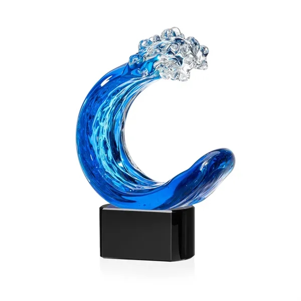 Celebrate achievement with the Oceana Art Glass Award, a breathtaking piece.... from ASI 84592 St Regis Group / St Regis