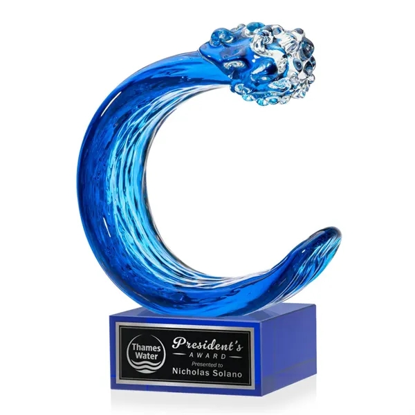 Celebrate achievement with the Oceana Art Glass Award, a breathtaking piece.... from ASI 84592 St Regis Group / St Regis