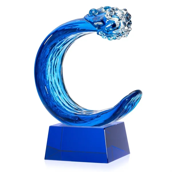 Celebrate achievement with the Oceana Art Glass Award, a breathtaking piece.... from ASI 84592 St Regis Group / St Regis