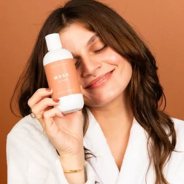 Clean body care, no mineral oil, isopropyl alcohol, parabens, paraffins, phthalates,... from ASI 74710 Numo