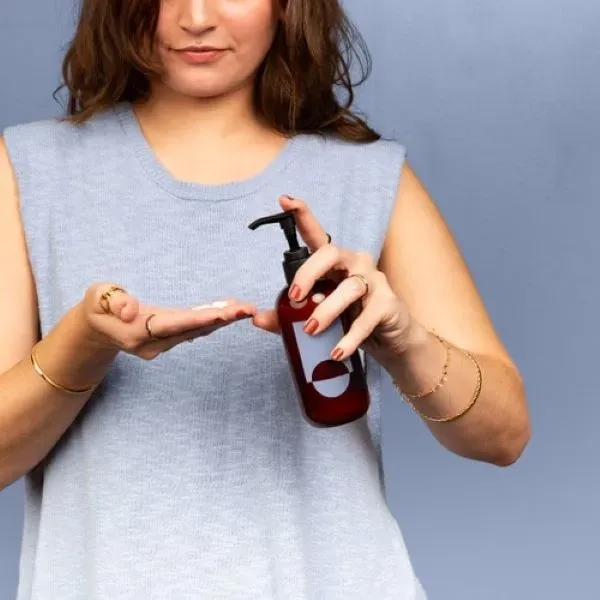 Clean body care, no mineral oil, isopropyl alcohol, parabens, paraffins, phthalates,... from ASI 74710 Numo