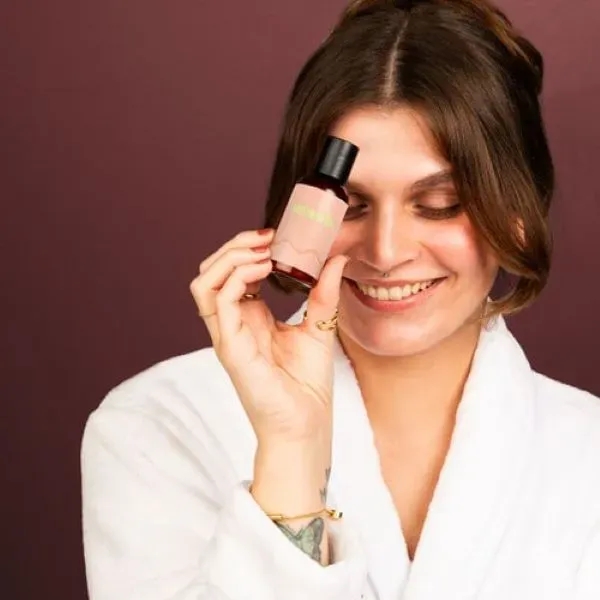 Clean body care, no mineral oil, isopropyl alcohol, parabens, paraffins, phthalates,... from ASI 74710 Numo