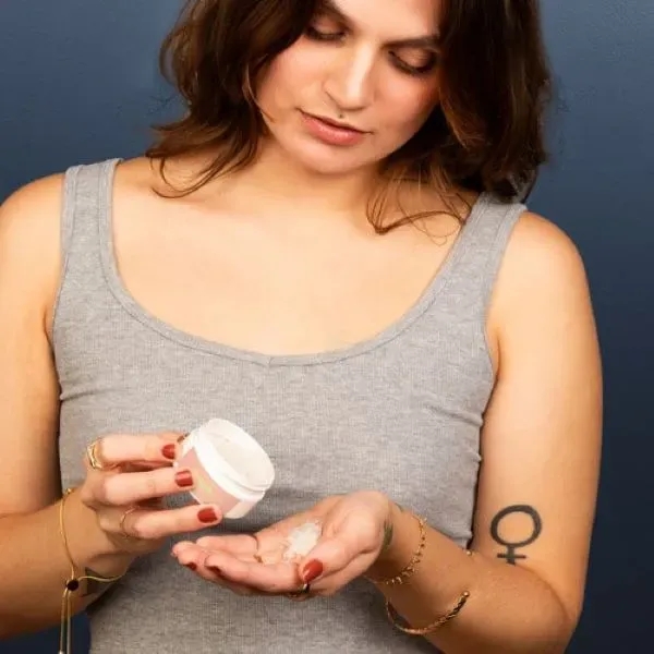 Clean body care, no mineral oil, isopropyl alcohol, parabens, paraffins, phthalates,... from ASI 74710 Numo