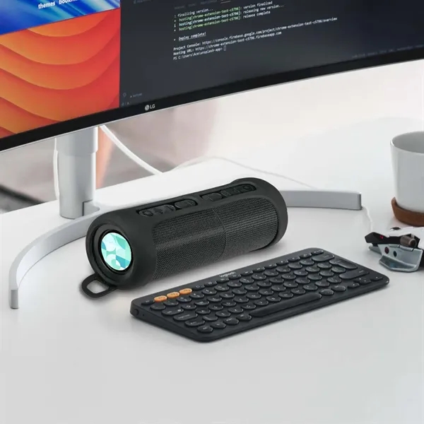 Use as 2 speakers or one with a unique twist connection... from ASI 61966 HPG / OrigAudio HPG Gold