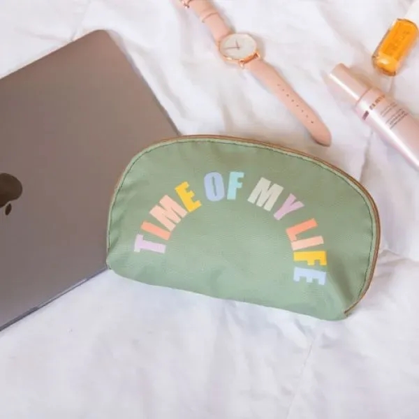 The Glam Clam, a medium size, gusseted pouch with a lovely... from ASI 74710 Numo