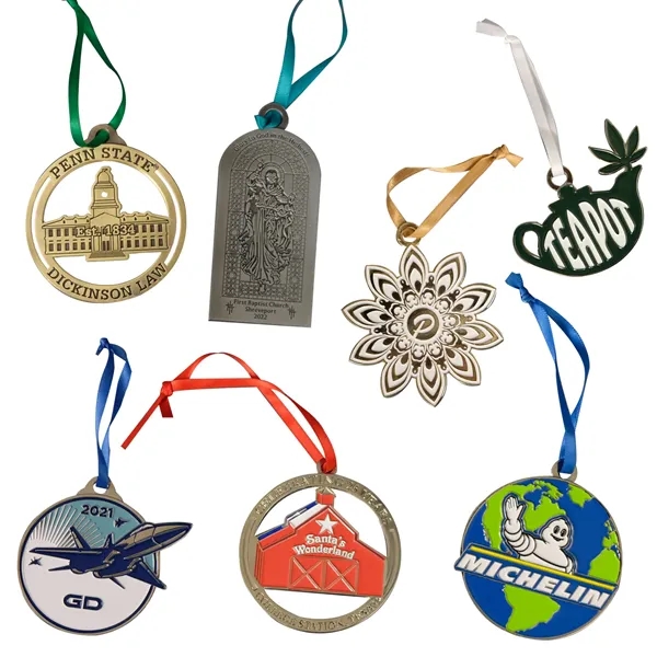 Christmas ornament.... from ASI 61966 HPG / BCG Creations HPG Gold