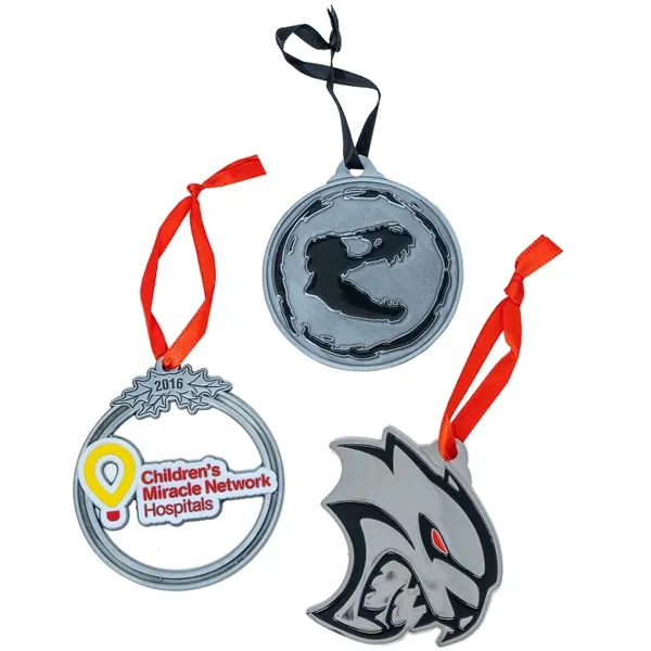 Christmas ornament.... from ASI 61966 HPG / BCG Creations HPG Gold