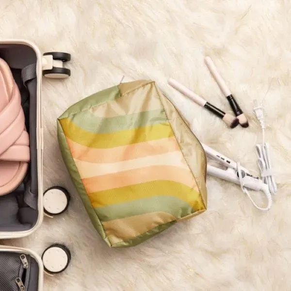 This Busier Bee brings that great shape, but goes a little... from ASI 74710 Numo