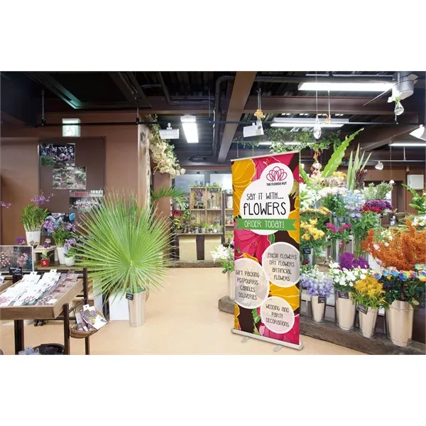 33.5" value retractor kit with aluminum base, double-footed design, shock cord... from ASI 87188 Showdown Displays