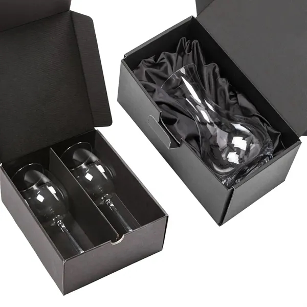 Madagascar Carafe set with 2 or 4 stemmed Dakota wine.... from ASI 84592 St Regis Group