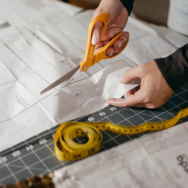 A lightweight design and ergonomically sculpted handle provide unmatched cutting control,... from ASI 46170 Compass Industries Inc