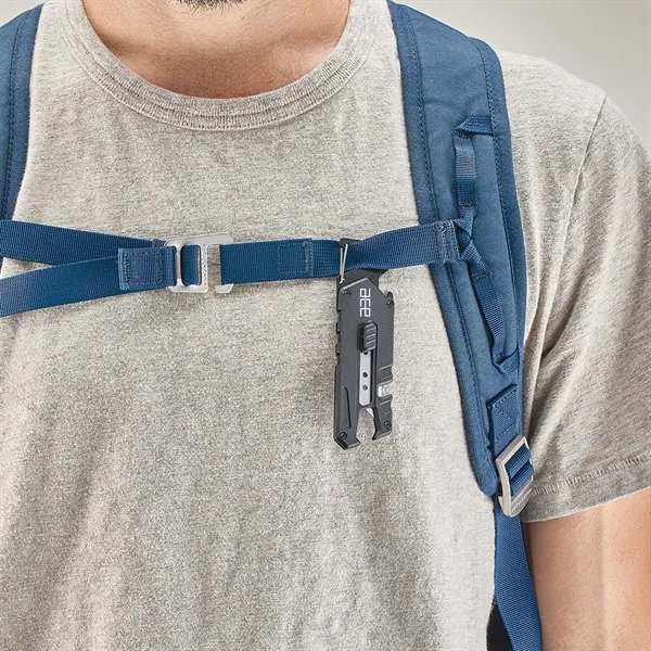 4.3" long stylish metal box cutter with a carabiner attachment. Features... from ASI 46170 Compass Industries Inc