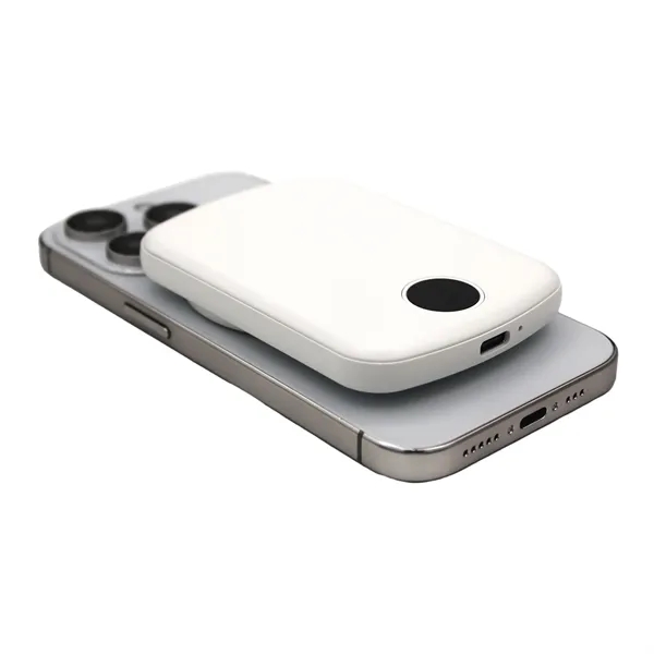 5,000mAh; 15 Watts; MagSafe-compatible; Combination wireless charger + power bank; Type-C... from ASI 62124 iClick, Inc. / iClick®
