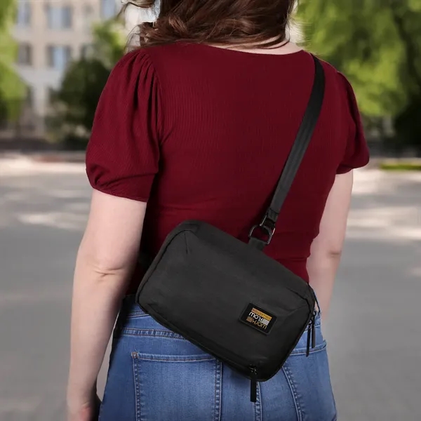 Sleek crossbody bag with expandable storage, magnetic strap, and key clip-perfect... from ASI 61966 HPG / OrigAudio