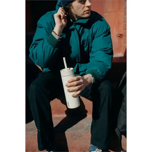 16 oz. bottle with twist-on threaded lid and flexible silicone straw.... from ASI 56070 Gemline / Gemline®