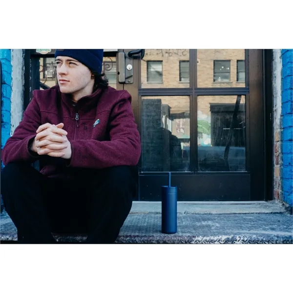 16 oz. bottle with twist-on threaded lid and flexible silicone straw.... from ASI 56070 Gemline / Gemline®