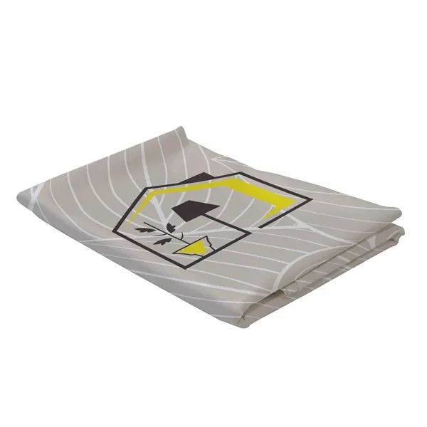 Affordable and lightweight, this versatile table throw is a perfect accessory... from ASI 87188 Showdown Displays